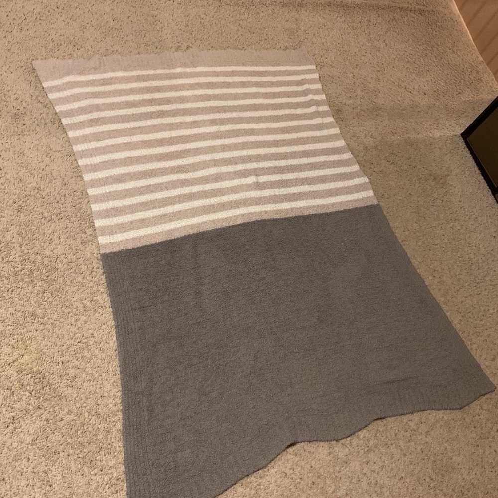 Barefoot Dreams Blanket